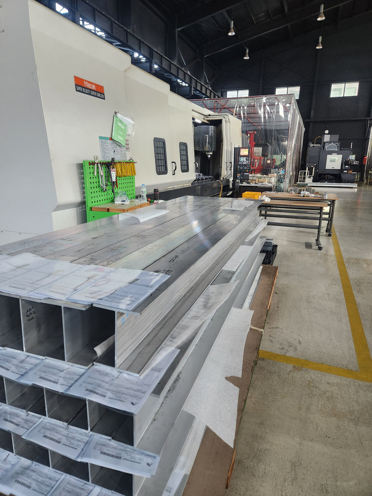 Mazak SVC-2000L/200 CNC Vertical Machining Center