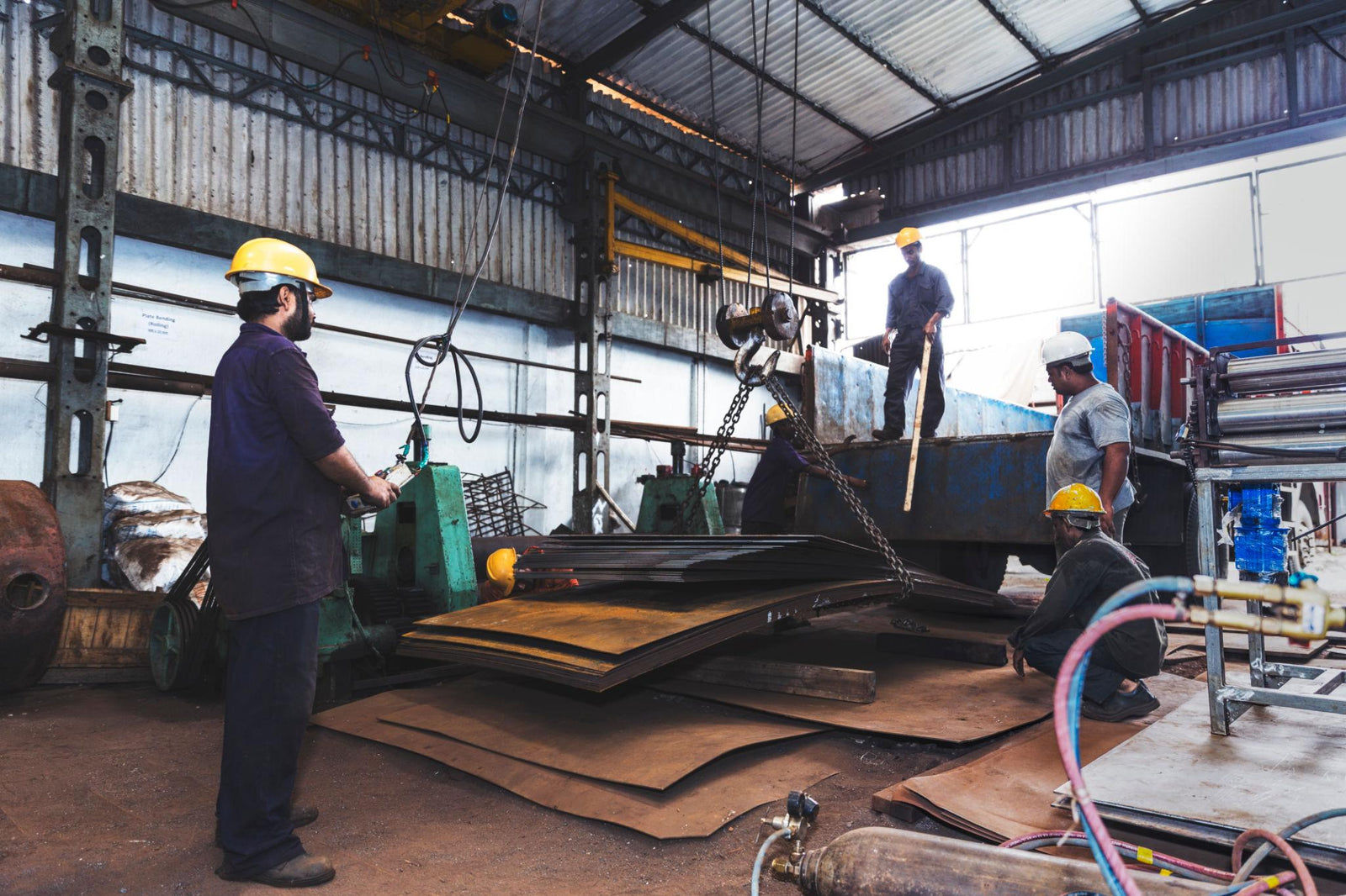 How Fabrication Outsourcing Helps You Increase Production Capacity Instantly