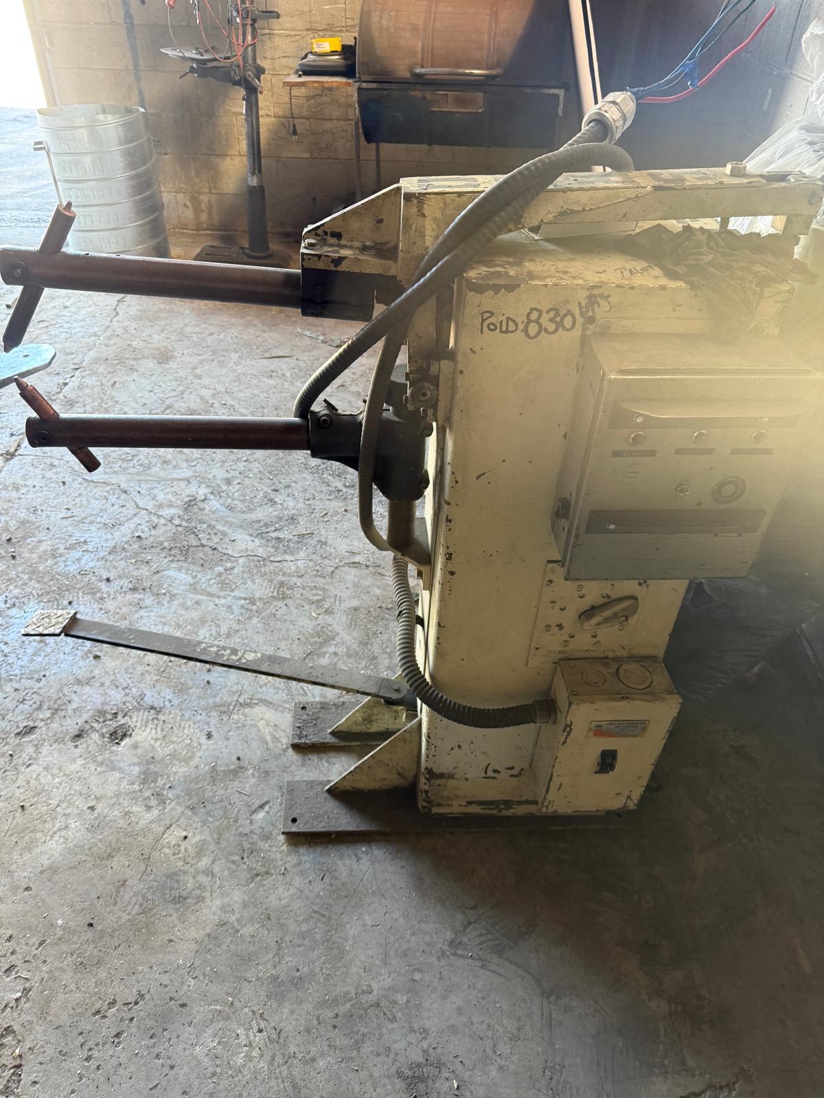 Spot Welding Machine
